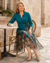Zeieli AI gallery compleu-turcoaz-cu-fusta-florala turcoaz-floral zeieli-ai-lifestyle-v1 4
